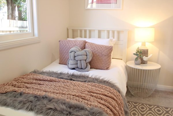 Quelles sont les caractéristiques d'une lampe de chevet efficace ?